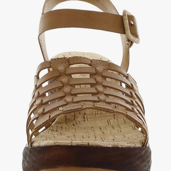 New nwt Korks by Kork-Ease Marley Tan Platform Sandals Women's Size 11 - Picture 4 of 9